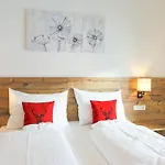 Horská chata Aurora Mountain By We Rent, Summercard Included
