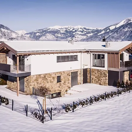 Aurora Mountain By We Rent * Kaprun