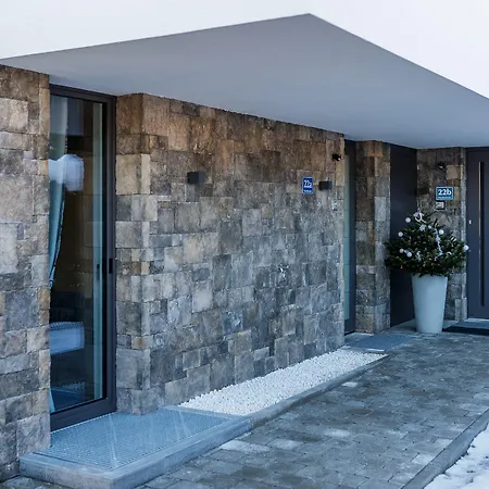 Aurora Mountain By We Rent * קפרון