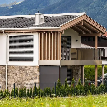 Chalet Aurora Mountain By We Rent *