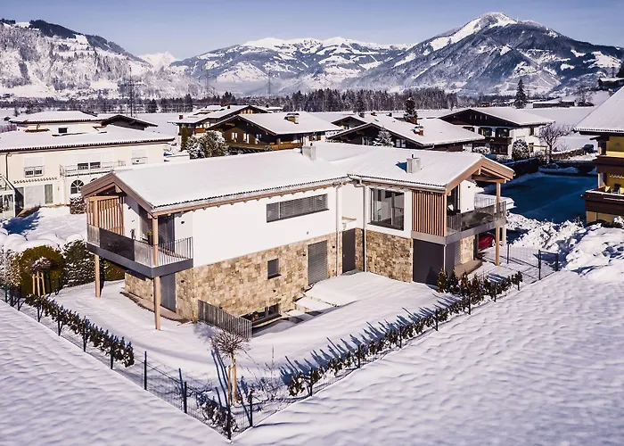 בקתה Aurora Mountain By We Rent, Summercard Included קפרון